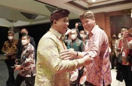 Gubernur DKI Jakarta Anis Baswedan, dan Gubernur Jawa Tengah Ganjar Pranowo di anggap sebagai tokoh pemersatu bangsa. Sumber : Akurat.co