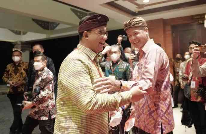 Gubernur DKI Jakarta Anis Baswedan, dan Gubernur Jawa Tengah Ganjar Pranowo di anggap sebagai tokoh pemersatu bangsa. Sumber : Akurat.co