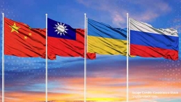 Bendera China Taiwan Ukraine Russia (Credit Foto : Shutterstock)