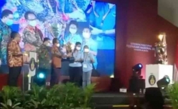 Penyerahan Piala lomba Pesparawi Nasional 2022 di Yogyakarta. Doc Pri