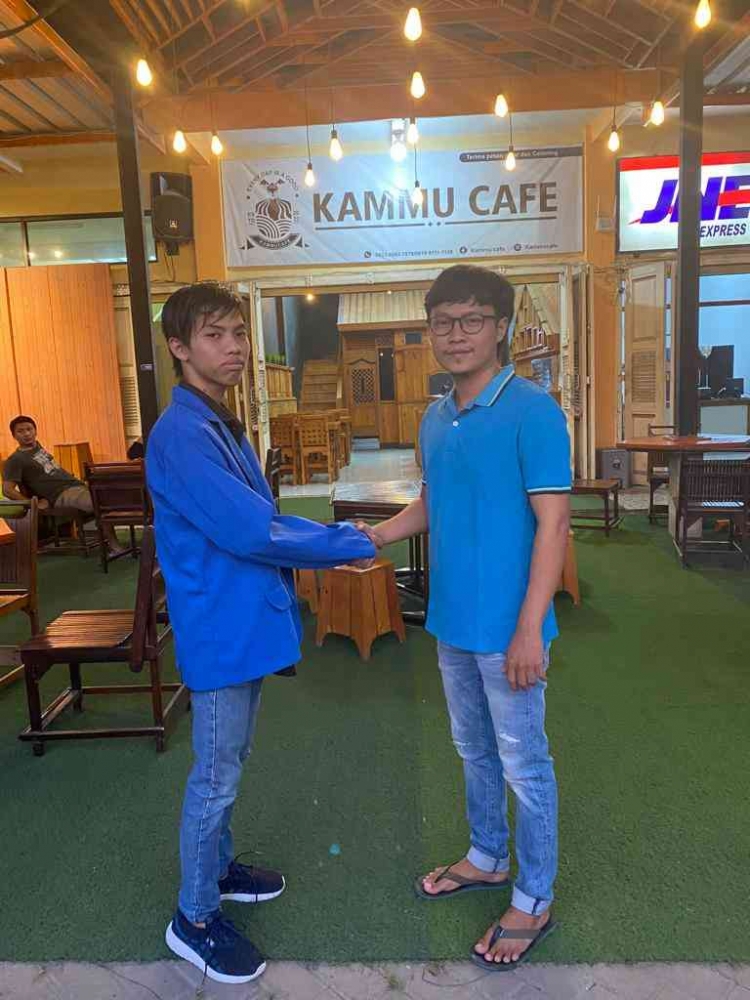 Foto ketua bersama owner