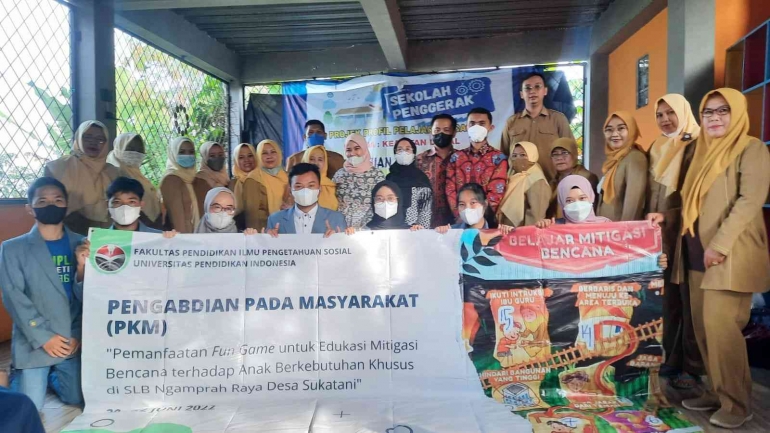 Dokumentasi Kegiatan,  pendidikan mitigasi bencana bagi anak berkebutuhan khusus di SLB Ngamprah Raya, Kec. Ngamprah, Kab. Bandung Barat pada tanggal 