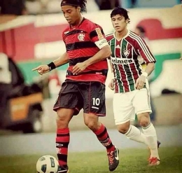 Ronaldinho vs Ciro Alves (sumber: Facebook)