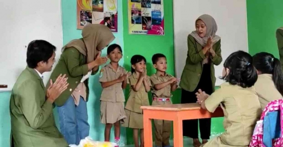 Kegiatan Sosialisasi PHBS di TK Dharma Wanita/dokpri