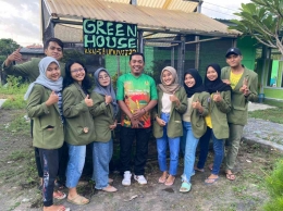 Peresmian Teknologi Tepat Guna Green House KKN-T MBKM UPN Veteran Jawa Timur Kelompok 129/dokpri