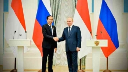 Jokowi dan Putin: Kompas.com