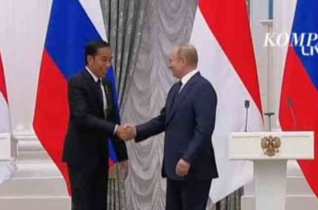 Joko Widodo, Presiden RI berjumpa dengan Presiden Rusia Vladimir Putin