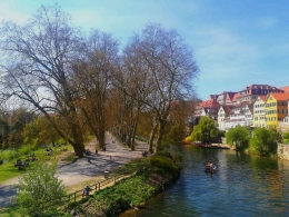 Kota Tübingen - Jerman saat musim panas | foto: HennieOberst 