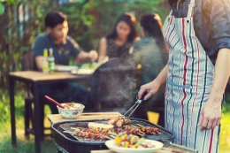https://www.americanpropanegas.com/blog/dont-let-your-barbeque-party-end-up-in-flames-a-few-safety-tips