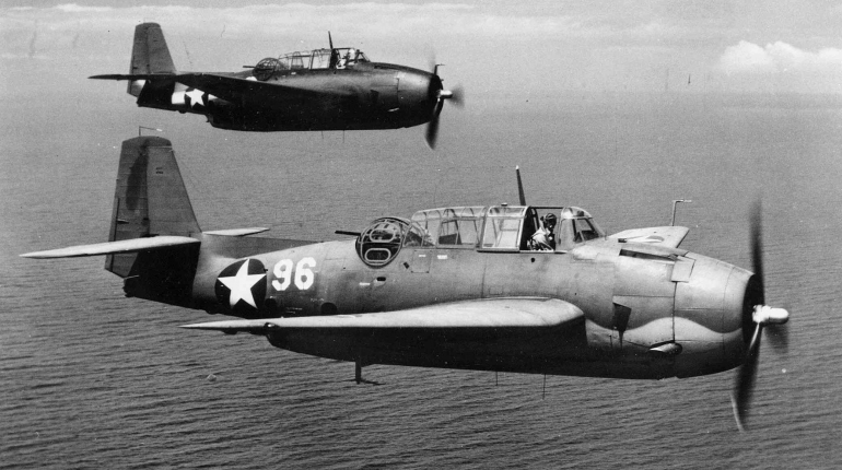 Pesawat Grumman TBF Avenger seperti yang diterbangkan oleh George H.W. Bush pada misi pengeboman di Pulau Chichijima | Sumber Gambar: Navy.mil