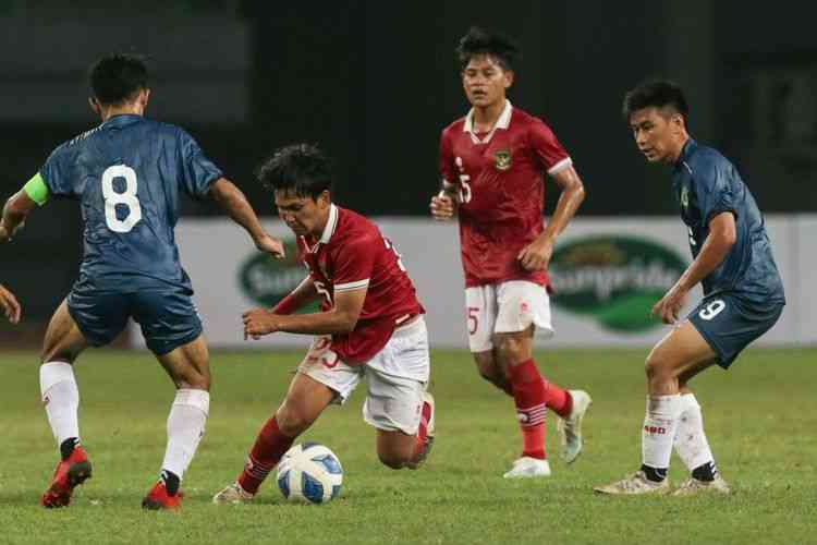 Ketika Timnas Indonesia U19 berhadapan dengan Brunei (4/7/20). Foto: Kompas.com/Kristianto Purnomo 