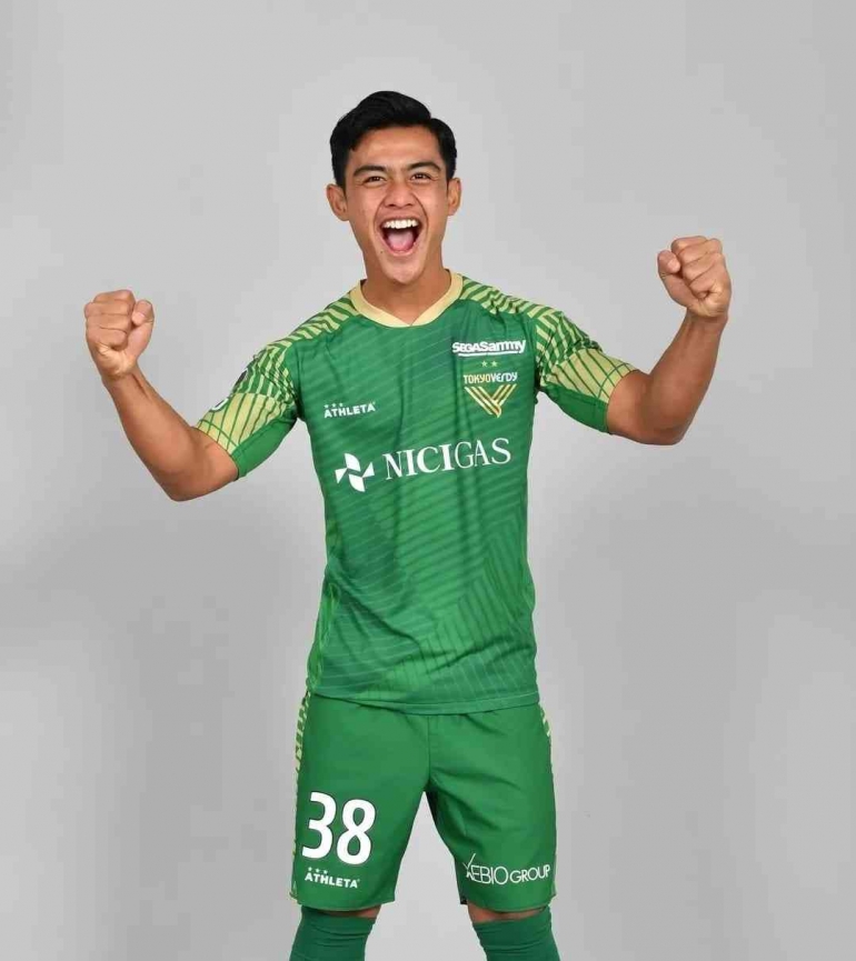 Pratama Arhan pemain timnas Indonesia yang kemarin melakoni debutnya untuk klub Jepang Tokyo Verdy. Sumber foto: official website Tokyo Verdy