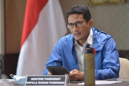 Menparekraf Sandiaga Uno saat memimpin rapat virtual bersama seluruh Kepala Dinas Pariwisata dari 34 provinsi di Indonesia, Sabtu (26/12/2020). (dok. Kementerian Pariwisata dan Ekonomi Kreatif via kompas.com)