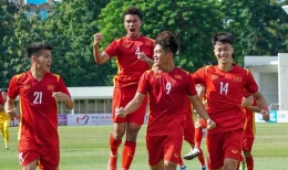Para pemain Vietnam merayakan gol melawan Myanmar, Jumat (8/7/2022) di Stadion Madya GBK, Jakarta. FOTO: Vietnam Football Federation (VFF)