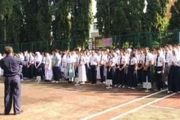 Pembukaan masa pengenalan lingkungan sekolah (MPLS) - (Nursita Sari via Kompas.com) 
