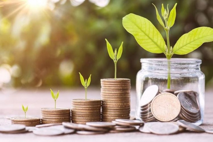 Ilustrasi menabung lewat tabungan berjangka bisa jadi salah satu solusi untuk yang sukar menabung. Sumber: Shutterstock via Kompas.com