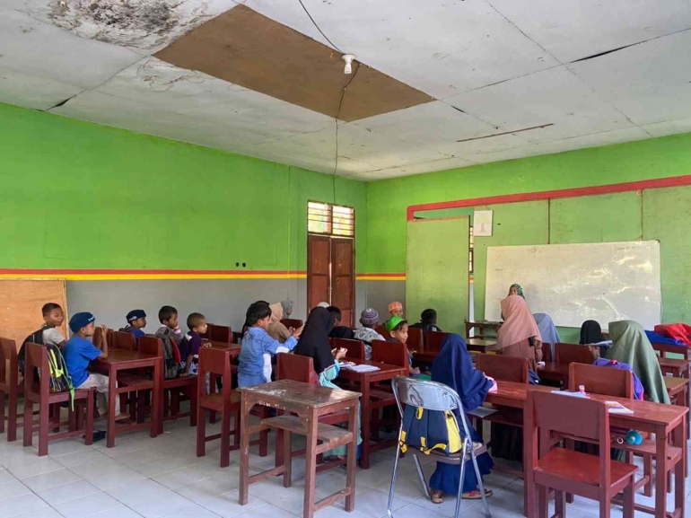 Pembelajaran Mengenal Hewan Dalam dua Bahasa