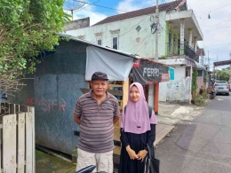 Foto bersama Panitia Kurban Masjid di Kampung Makassar Barat. (Foto: Dokumentasi pribadi)