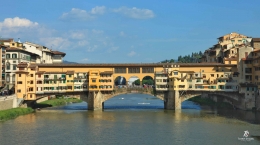 Ponte Vecchio, jembatan tertua di Florence. Sumber: dokumentasi pribadi