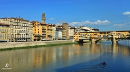 Ponte Vecchio dan Sungai Arno-Florence. Sumber: dokumentasi pribadi