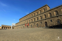 Pitti Palace- Florence. Sumber: dokumentasi pribadi