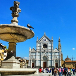 Piazza di Santa Croce- Florence. Sumber: dokumentasi pribadi