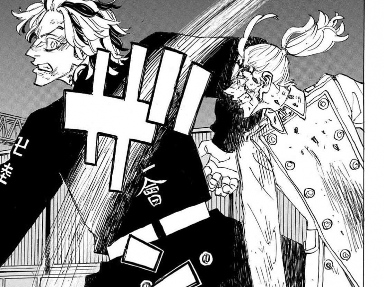 Sanzu menyerang Taiju dengan katana miliknya. | Sumber: kodansha