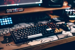 5 Keyboard Gaming Mechanical Murah Update 2022. (foto: Unsplash/Kadyn Pierce)