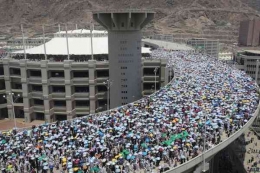  Jembatan Jamarat, Proyek Besar Saudi untuk Penyelamatan Jamaah Haji.Foto : AFP 