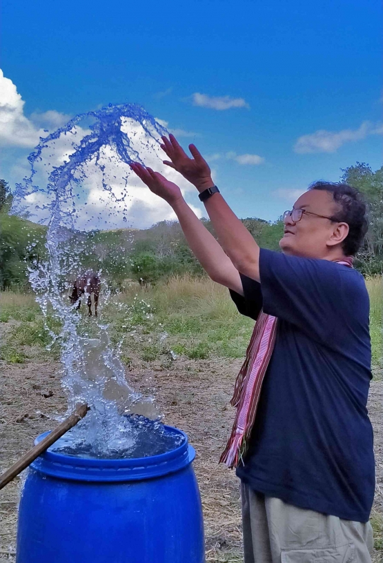 Air su dekat. Foto: Purnawan Kristanto