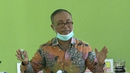 Drs. H. Sugiono, M.Pd., Kepala SMAN 1 Bangsal. (Foto: Yuswanto Raider)