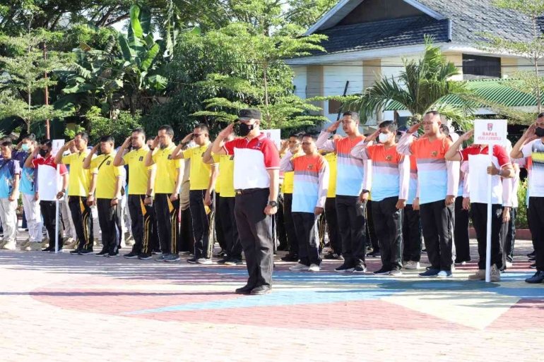 Kontingen Lembaga Pemasyarakatan Gorontalo Ikut Seta dalam Pelaksaan Apel Pencanangan Bulan Disiplin & Olahraga Dalam Rangka Peringatan HDKD Ke-77 (Dok. Lapas)