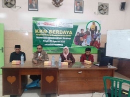 Acara Pembukaan KKN PCR UMSurabaya diresmikan oleh Ketua PCM, Ketua RW 06, Ketua Takmir Masjid, Dpl, dan Warga Tambaksari Selatan