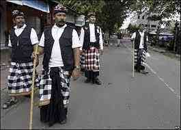 Pecalang di Pulau Bali. Bertugas menjaga keamanan di desa dan upacara adat. Dok sumatratimes.com