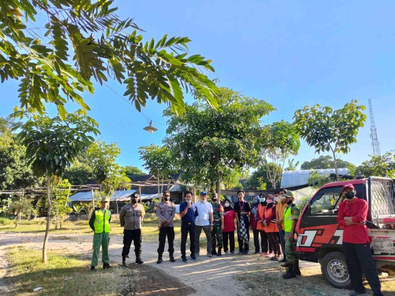 Pembukaan Jalan Sehat bersama Perangkat Desa (Dokpri)