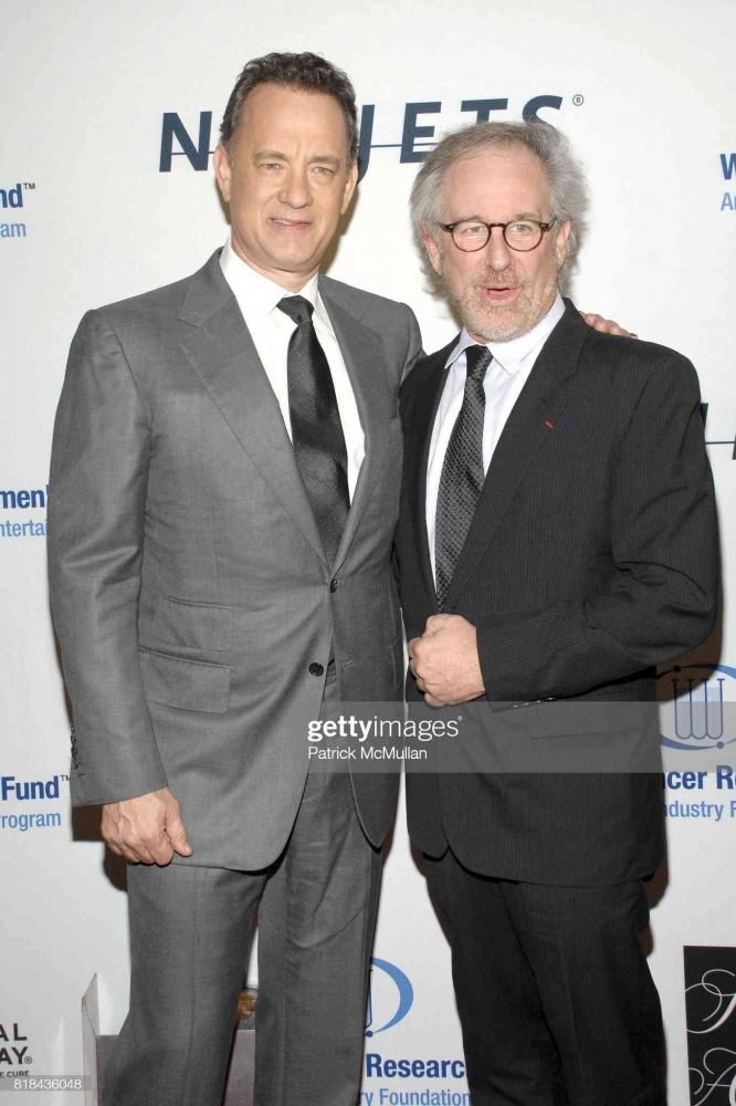 Tom Hanks dan Steven Spielbeg. (Sumber: Patrick McMullan/Getty Images)