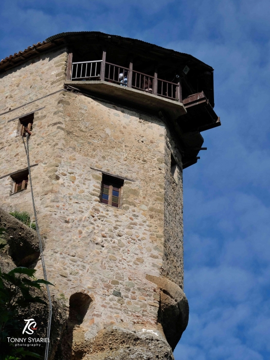 Menara tempat tangga tali menggantung di masa lalu. Sumber: dokumentasi pribadi
