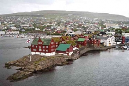 Tinganes, titik parlemen Faroe Island dimana merupakan lokasi bersejarah pemerintahan Faroe Island yang terletak di Torshavn. Foto: Theatlantic.com