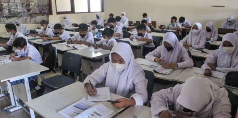 siswa-dalam-kelas-jpg-62eaa9243555e437ce4d8be4.jpg