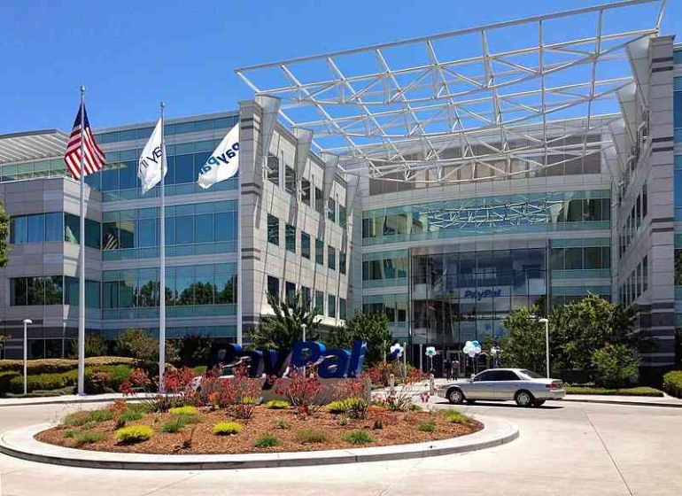 Foto: Kantor pusat Paypal di San Jose, California. ( sumber: Wikipedia)