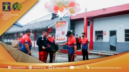 Pekan olahraga bagi Pegawai dan WBP dibuka secara resmi dengan menerbangkan balon udara (Dok. lapas)