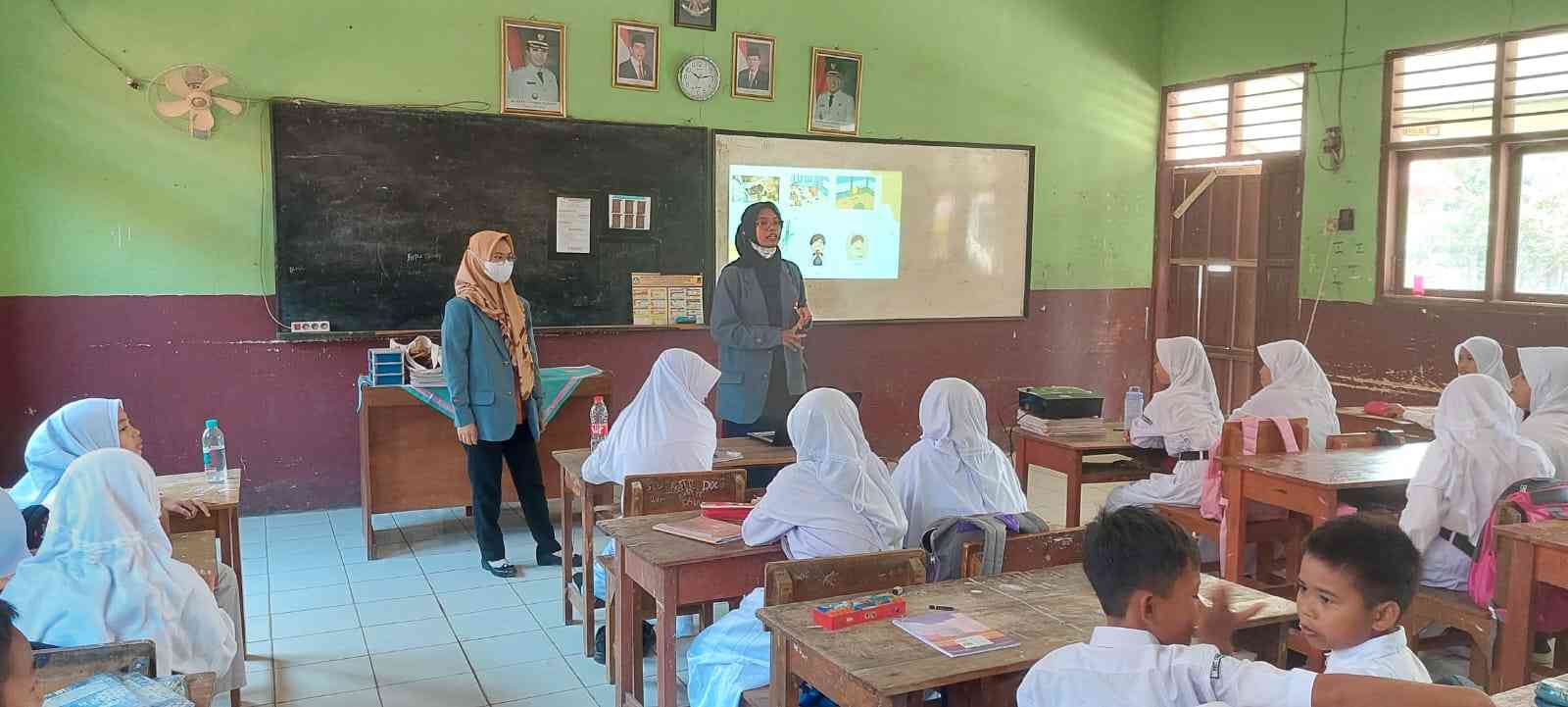 KKN Tematik UPI 2022: Sosialisasi Edukasi Upaya Meningkatkan Perilaku ...