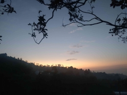 Gambar 4. Sunrise di Kaki Gunung Manglayang/dokpri