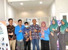 Dok. Mahasiswa MKS bersama staff Bank Syariah Indonesia KCP Bangko
