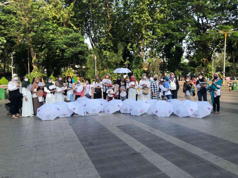 Payung Putih BerAKSI|AIMI Jawa Timur (Dokpri)