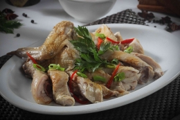 Ayam Rebus Hainan. / (Foto: Effendy Wongso)