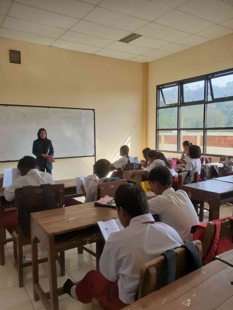 Kegiatan Pembelajaran Sejarah Proklamasi Kemerdekaan. (Dok. Pribadi)