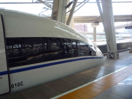 Kereta Cepat Tianjin Beijing: Dokpri