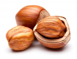  5 Manfaat Kacang Hazelnut Bagi Kesehatan Tubuh | ilustrasi halosehat.com