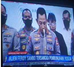 Irjen Listya Sigit Prabowo mengumumkan 4 tersangka atas kematian Brigadir J, sumber: Metrotv
